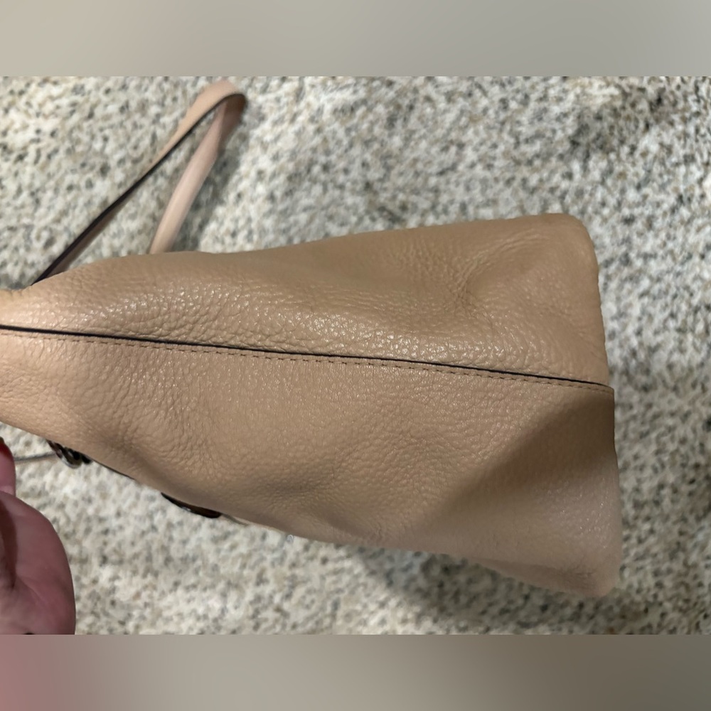 Coach Taylor Tan Leather Tote Bag - Picture 10 of 12